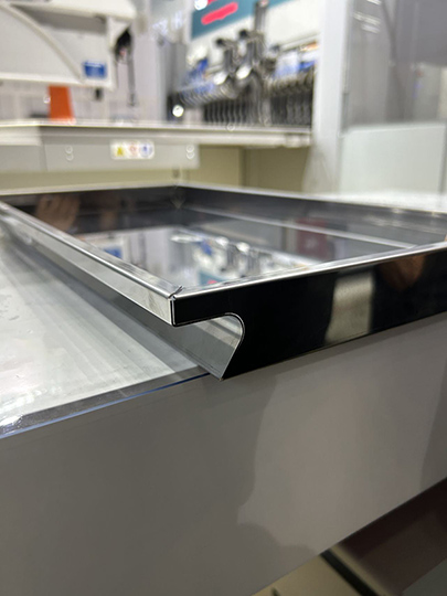 Prensa Plegadora Eléctrica con Doble Cilindro